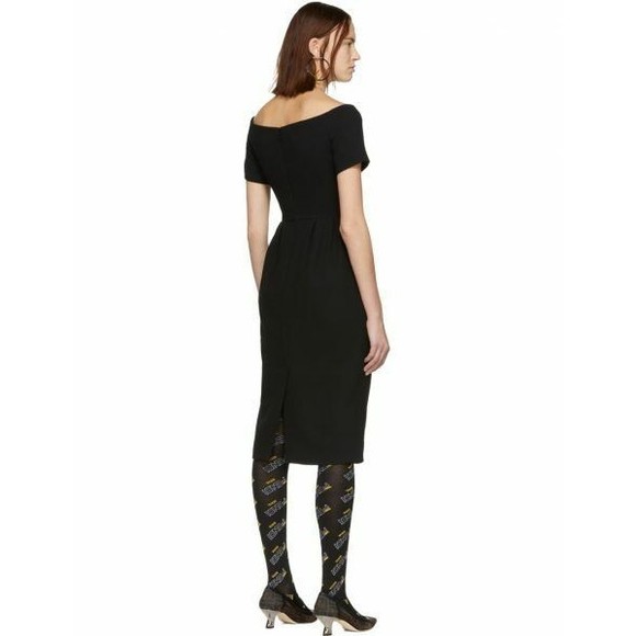 FENDI Roma Black Off Shoulder Crepe Wool Pleated Waist Midi LBD Dress 42 6US NEW - Picture 4 of 12